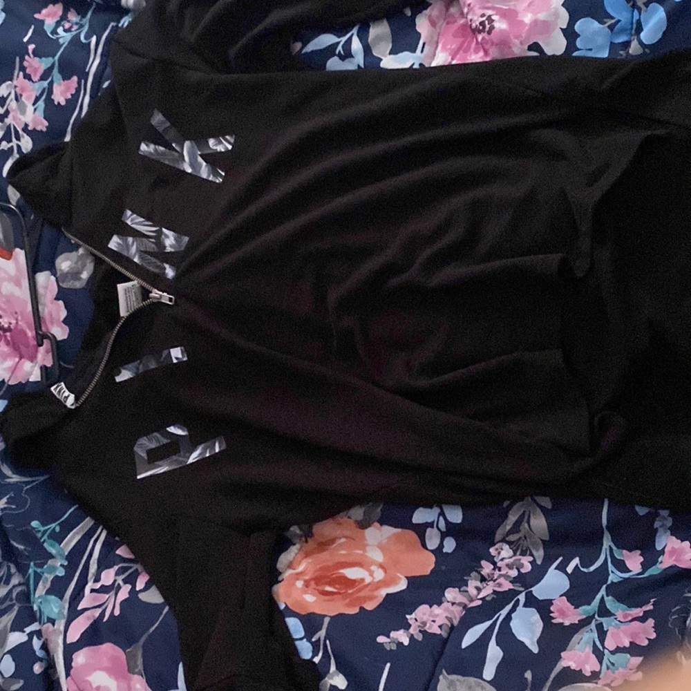 PINK zip up sweatshirt with hood size Small worn a couple times not worn out